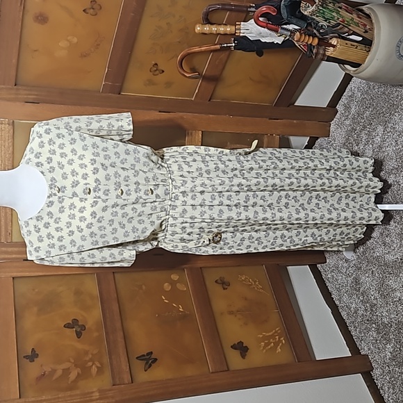 Vintage Buttery Yellow Floral Day Dress - Picture 11 of 15